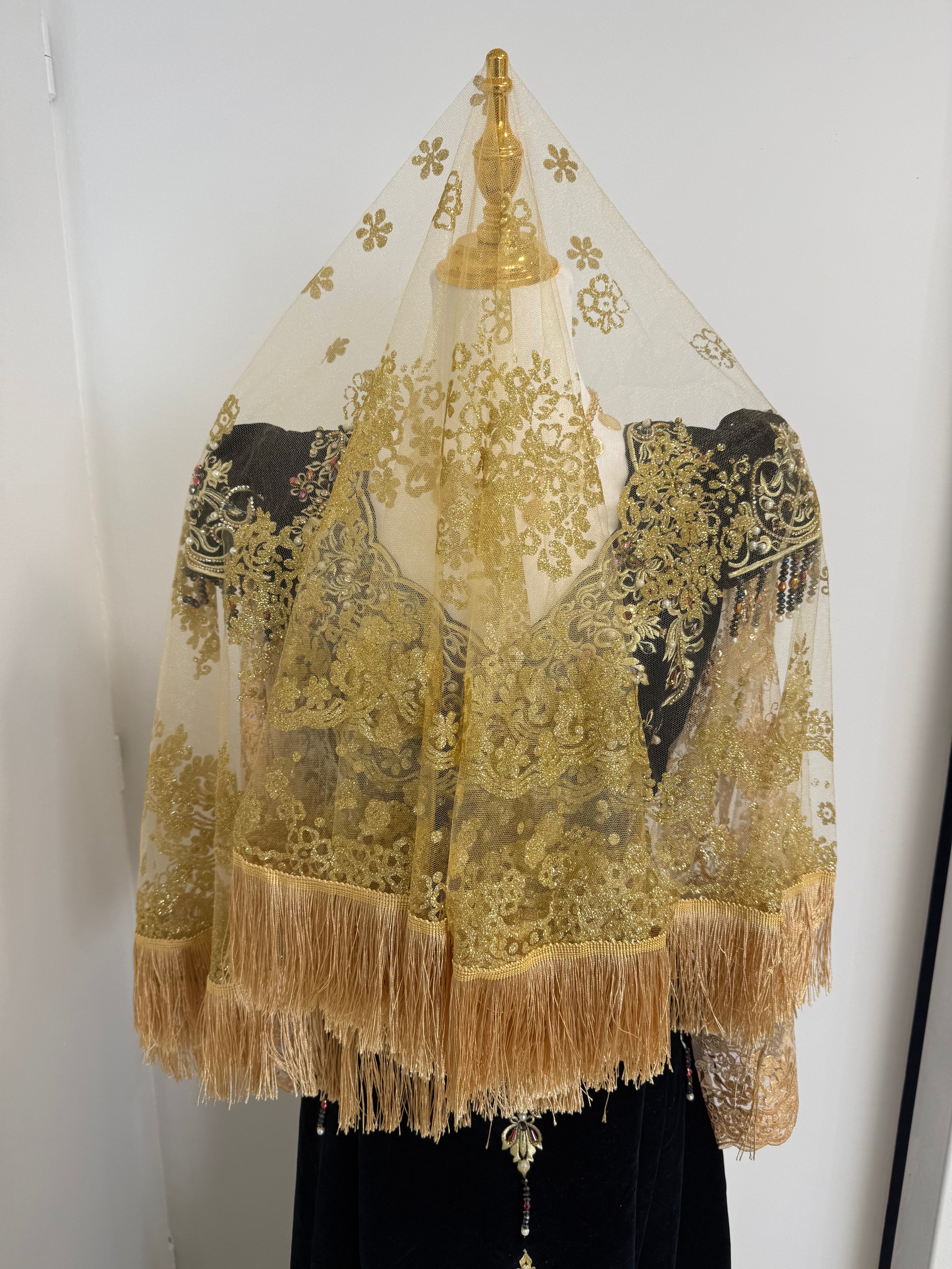 Glitter veil