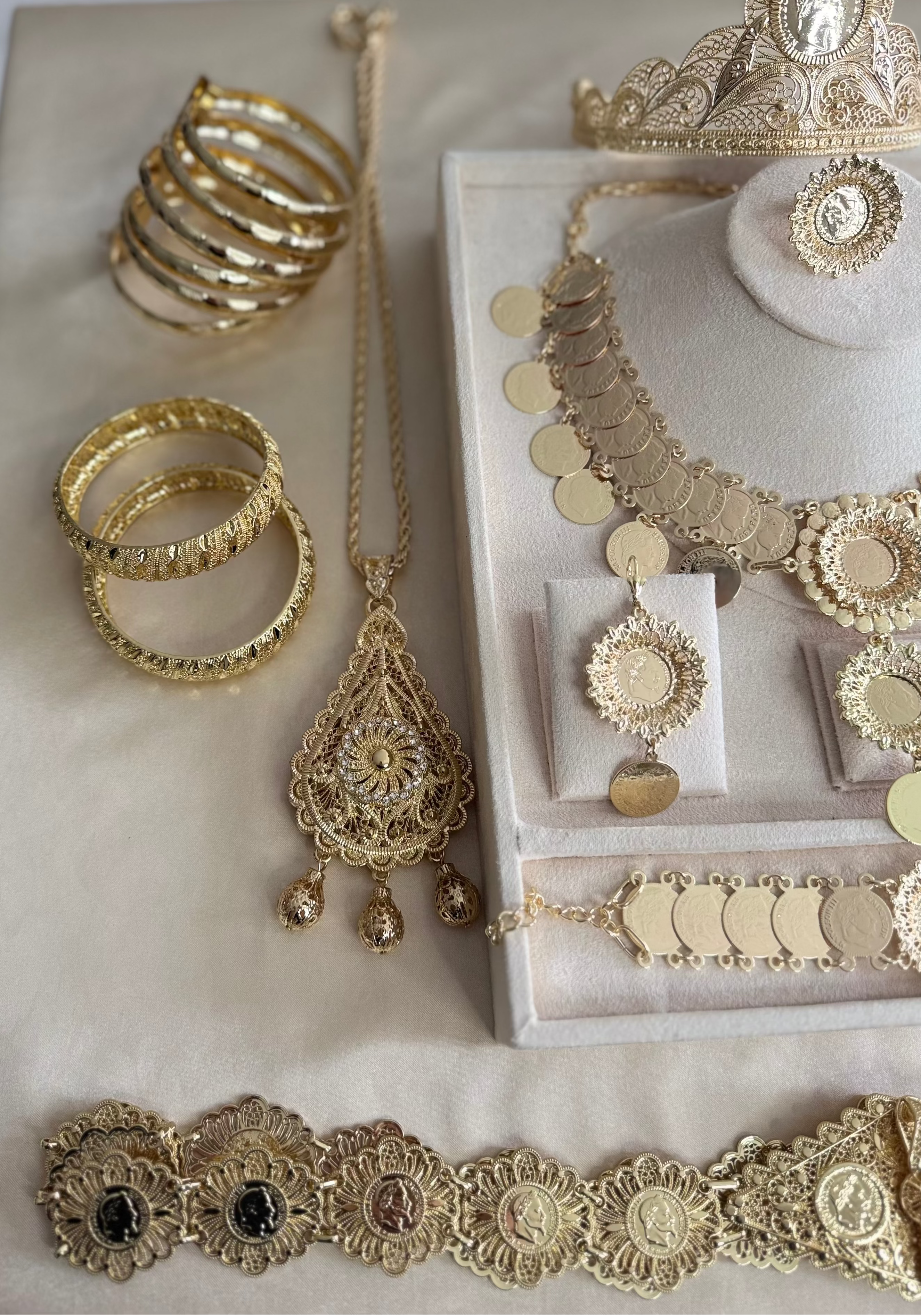 Bridal Jewelry Set - Auressya