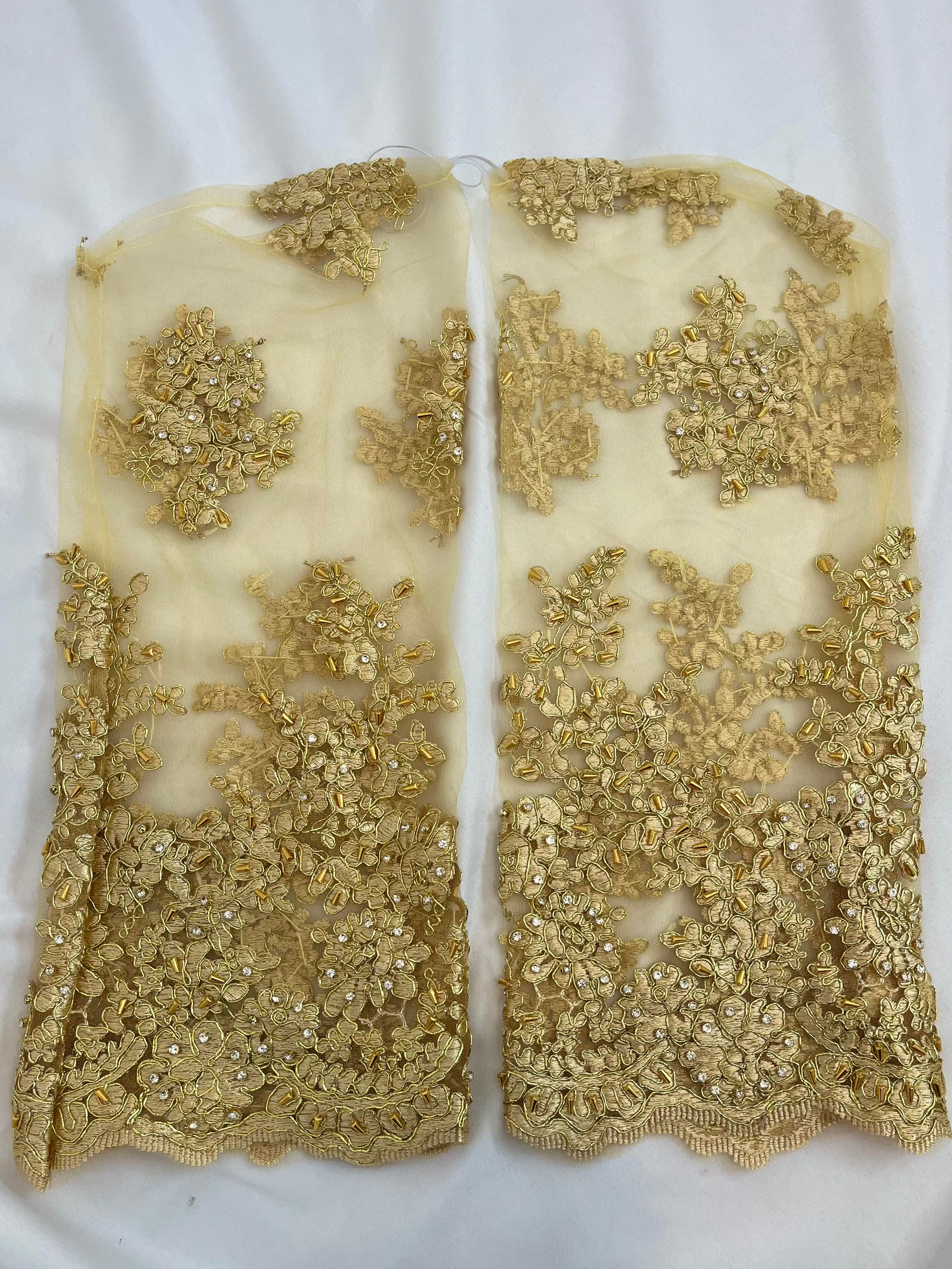 Manches dentelle perlée