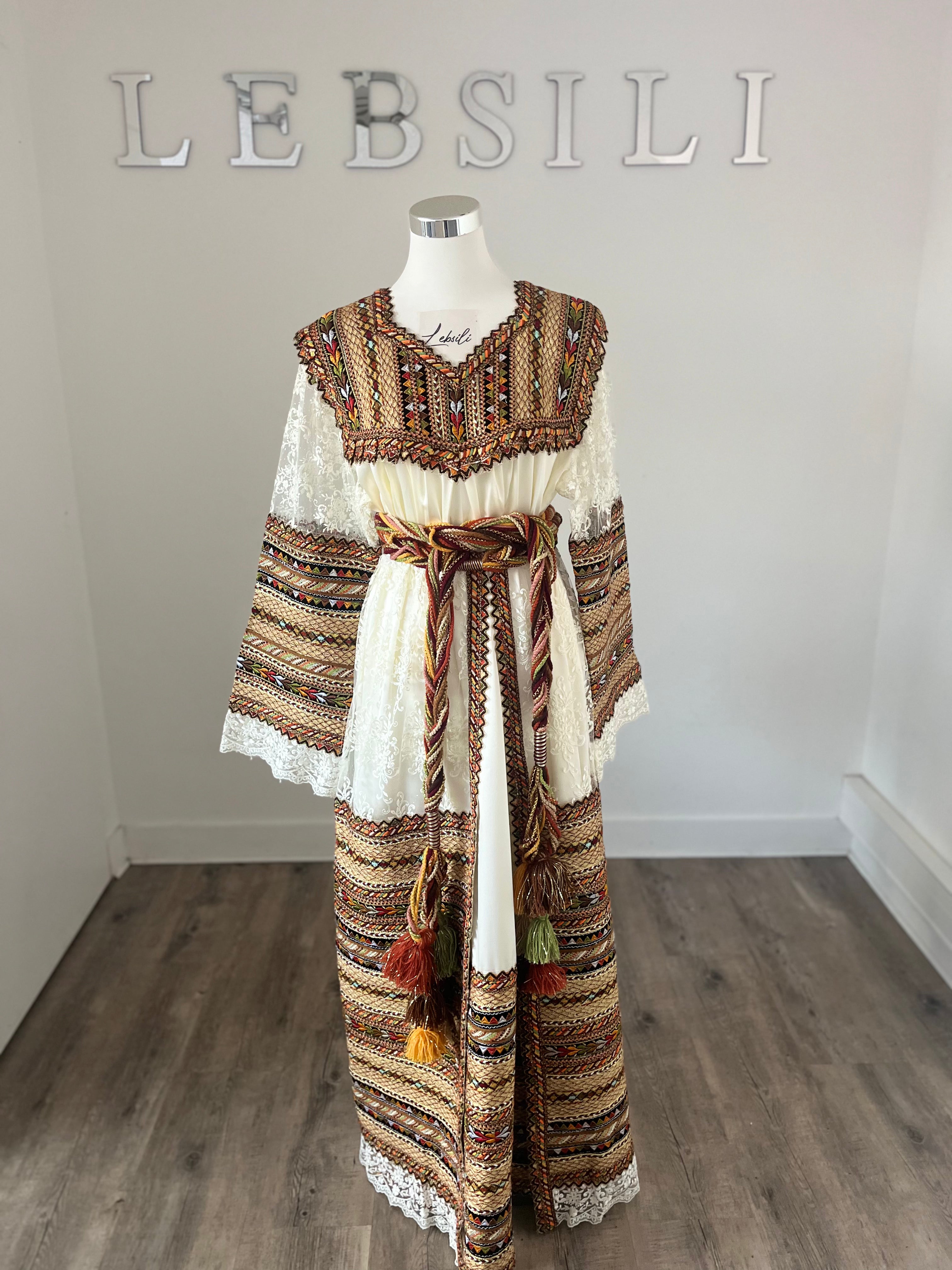Tenue kabyle mariée - dentelle