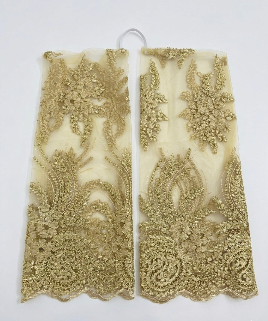 Simple lace sleeves