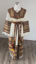 Tenue kabyle mariée - dentelle