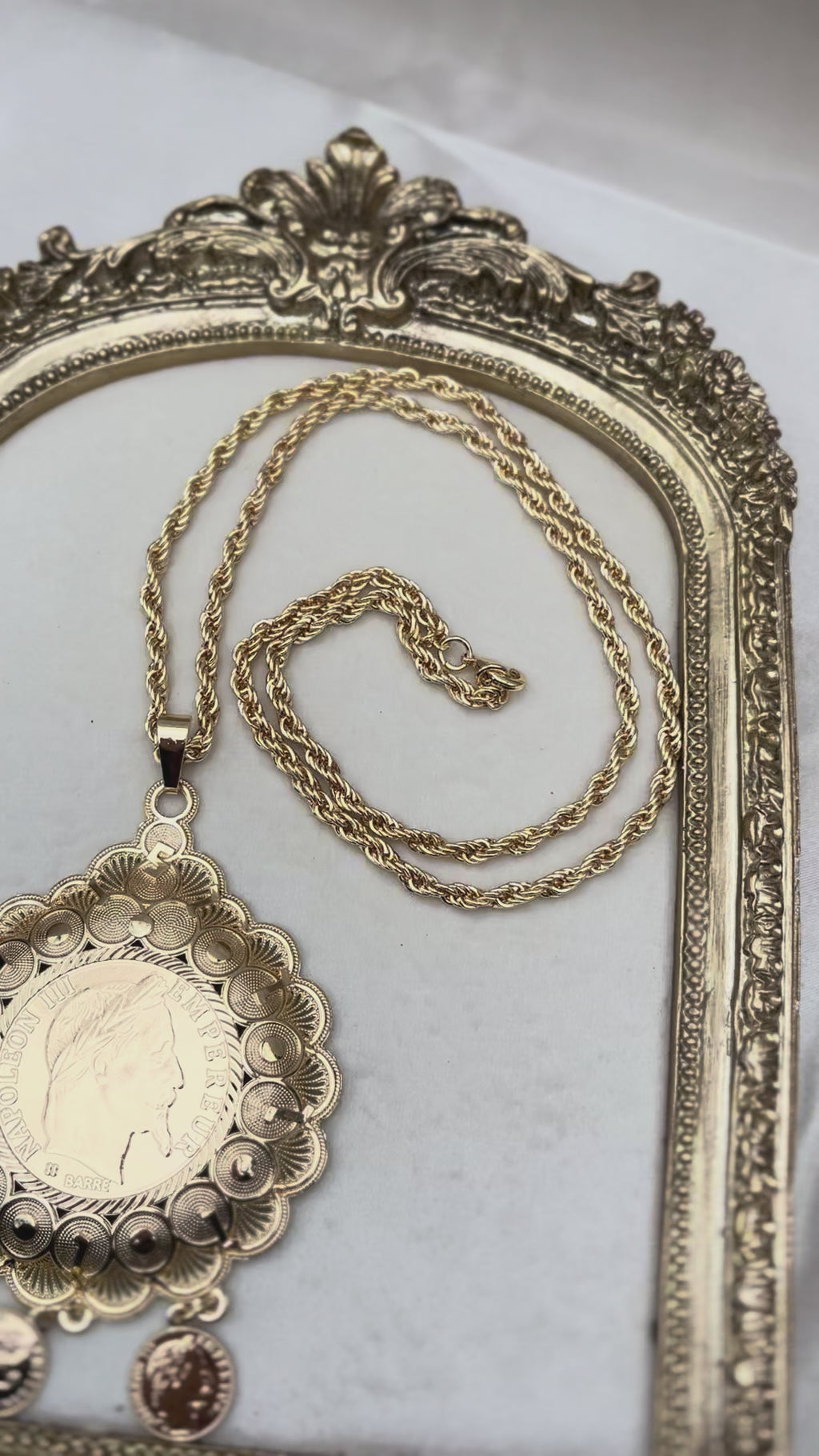 Meskiya Necklace - Nessa